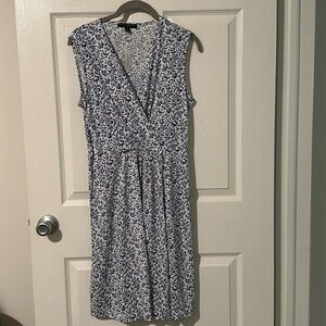 NWT Banana Republic Blue/white Floral Dress